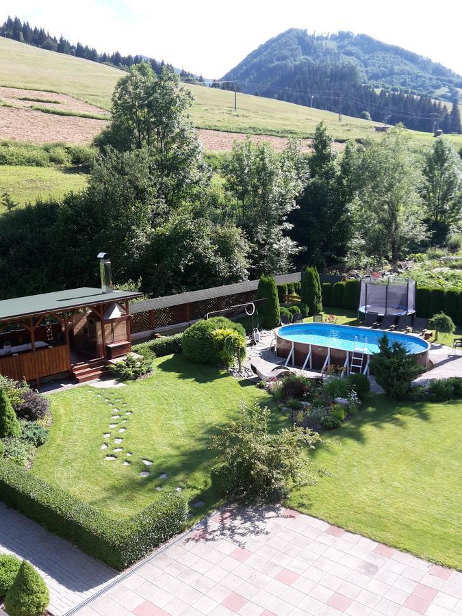 Penzion Soltis Liptovske Revuce Exteriör bild